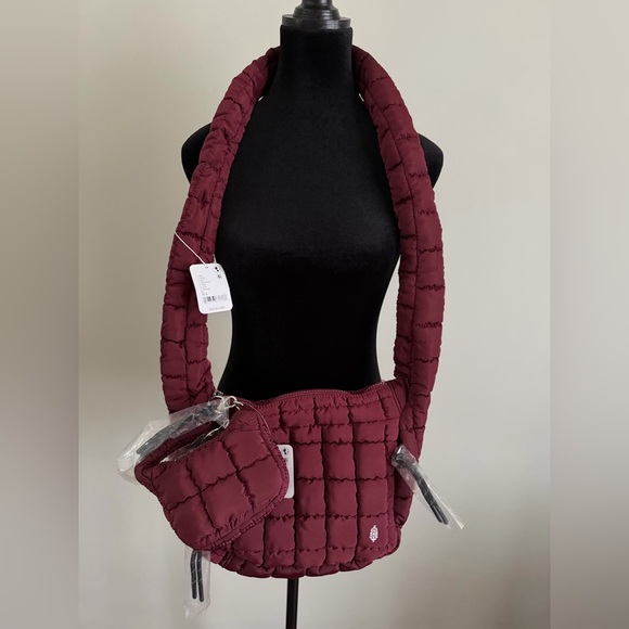 BUNDLE! FP Movement Quilted Baby Carryall Sling Bag & Micro Bag - Picture 9 of 10